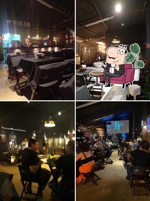 Veja imagens do interior do Folks Bar