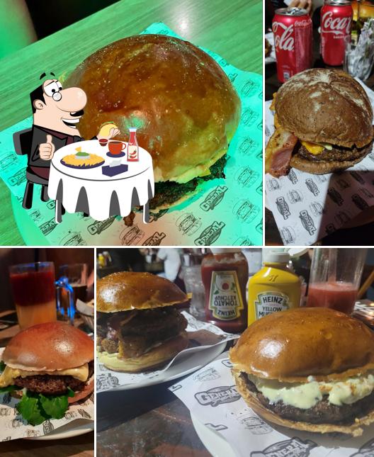 Os hambúrgueres do General Burger House irão saciar uma variedade de gostos