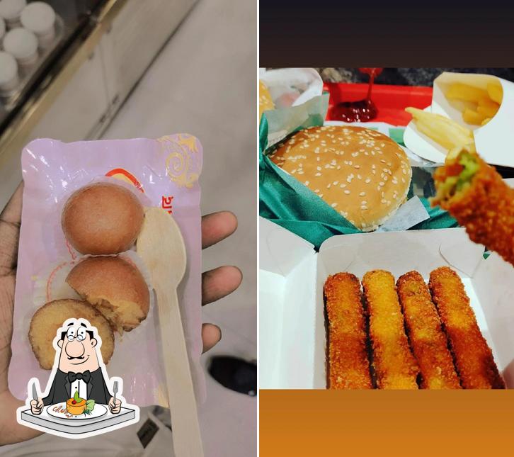 Meals at Ratan Sudh Bhojnalaye