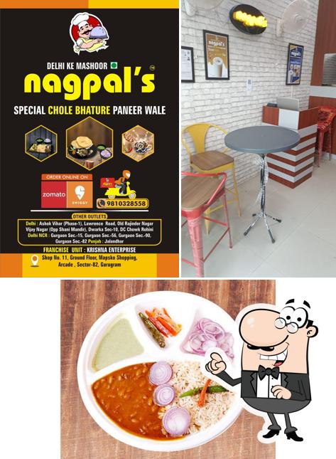 Check out how Nagpal chole bhatue looks inside