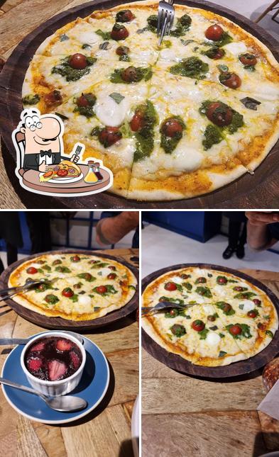 Pick pizza at Cafe Hons- House of No Sugar