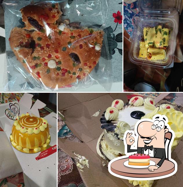 Cheesecake at Janta Bakers