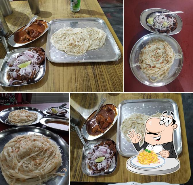 Spaghetti carbonara at Thumbayil CAFE