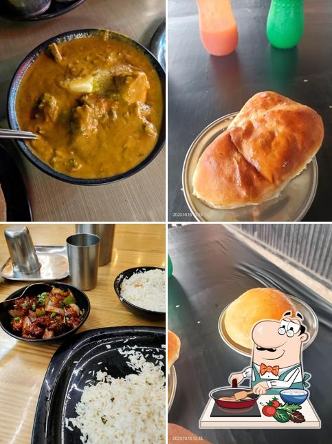 Chicken curry at Bollgattea Food Court