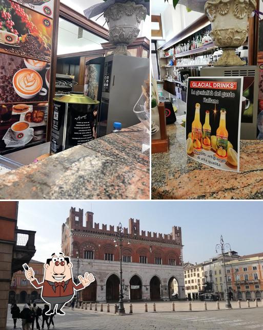 La foto della cibo e esterno di Bar Italia