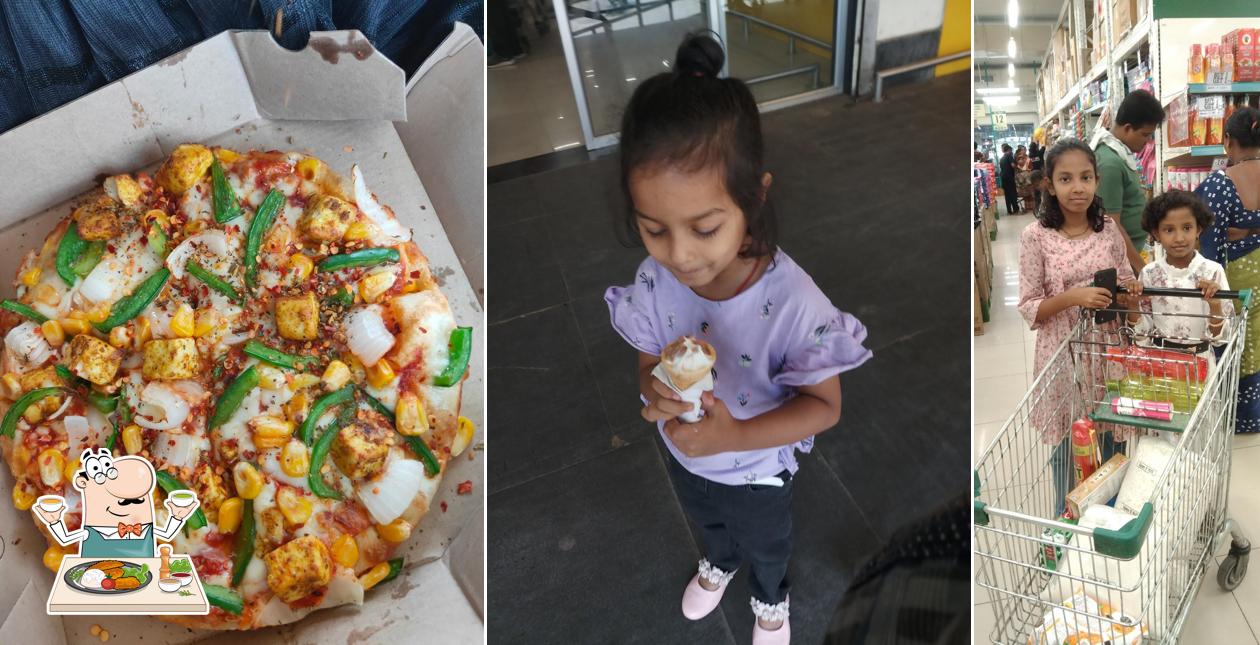 Food at Dmart Pizza Outlet, Manpada Dombivali