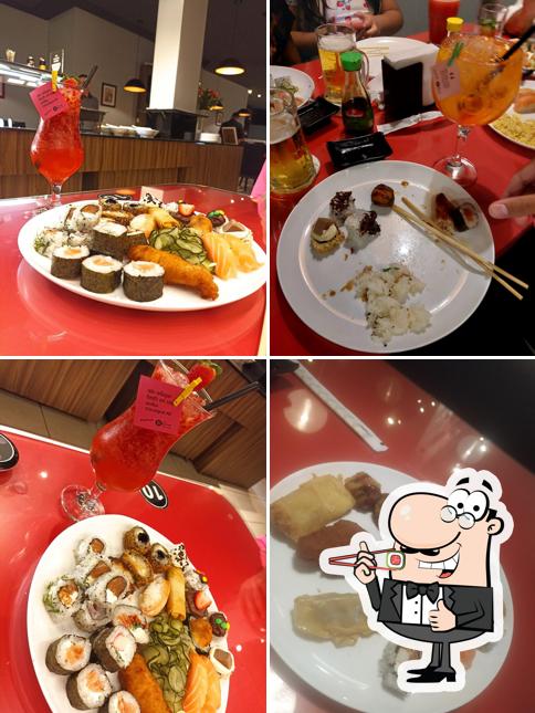 Sushi é um famoso refeição originário do Japão