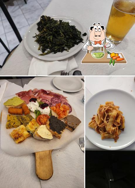 Insalata di alghe al Trattoria Pizzeria "il Gatto E La Volpe"