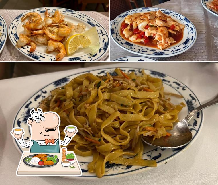 Platti al Ristorante Cinese La Grande Muraglia