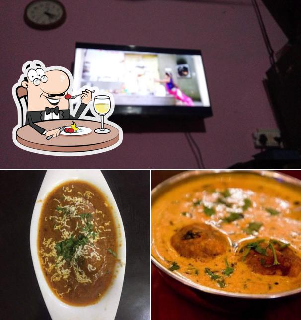 This is the image displaying food and interior at Punjabi Hut