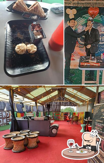 Among various things one can find food and interior at GFC Hut Cafe