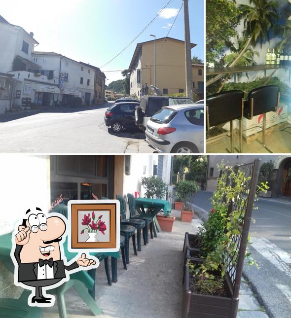 Siediti a un tavolo di Chiocche'
