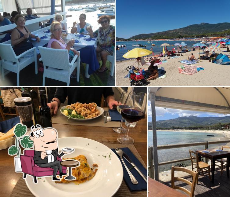 Siediti a un tavolo di Ristorante Pizzeria Il Corallo