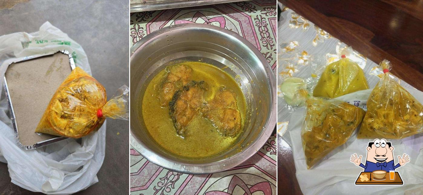 Food at Maa Sarada Ranna Ghor