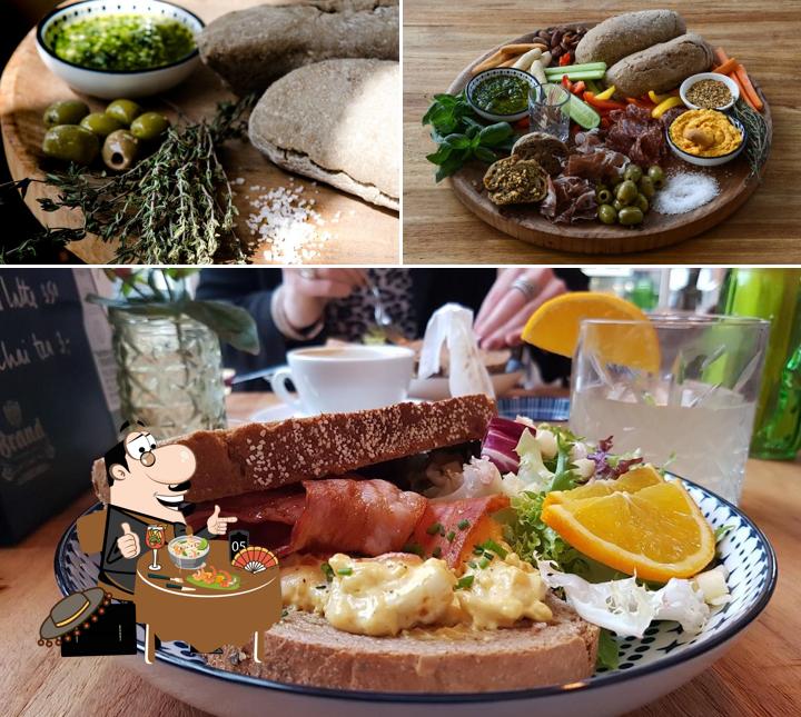 Plats à TAZZ - de koffiebar van Delft