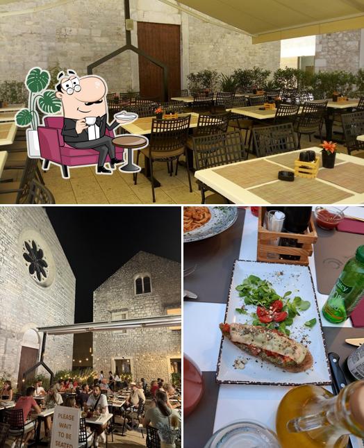 Siediti a un tavolo di Restaurant Špajza