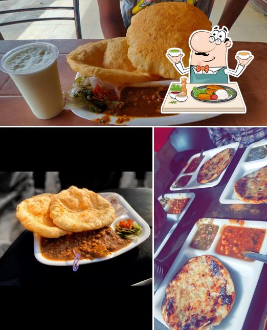 Food at Shree Ganpati Ji Channe Bhature