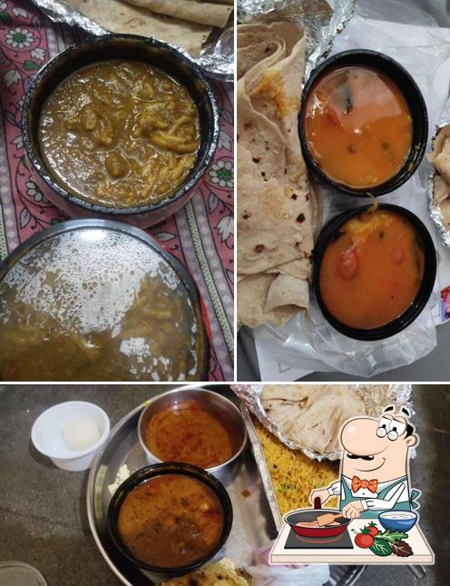 Chicken curry at Sindh Punjab Tadka