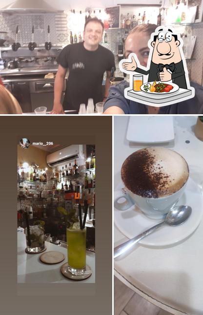 La cibo e bancone da bar del ristorante