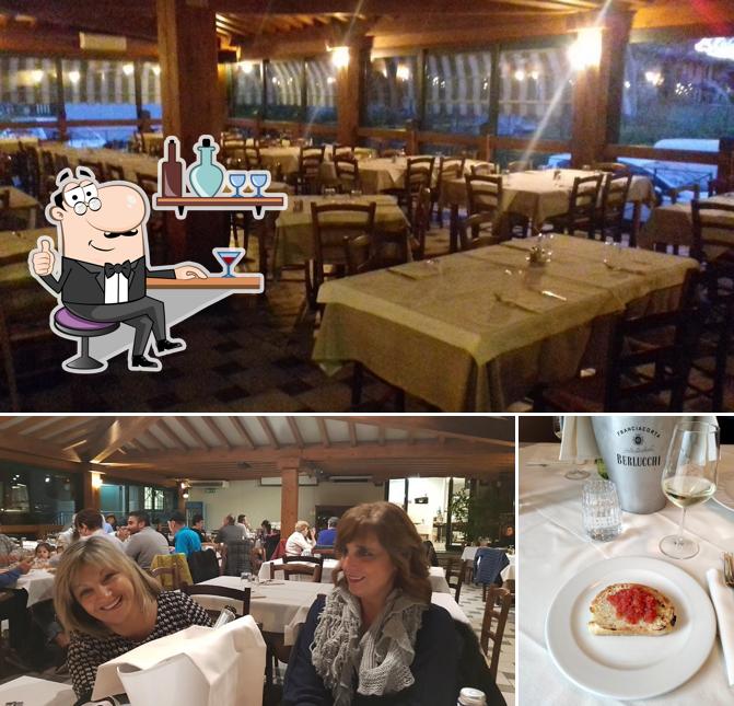 Dai un'occhiata agli interni di Ristorante Pizzeria Sottotiro