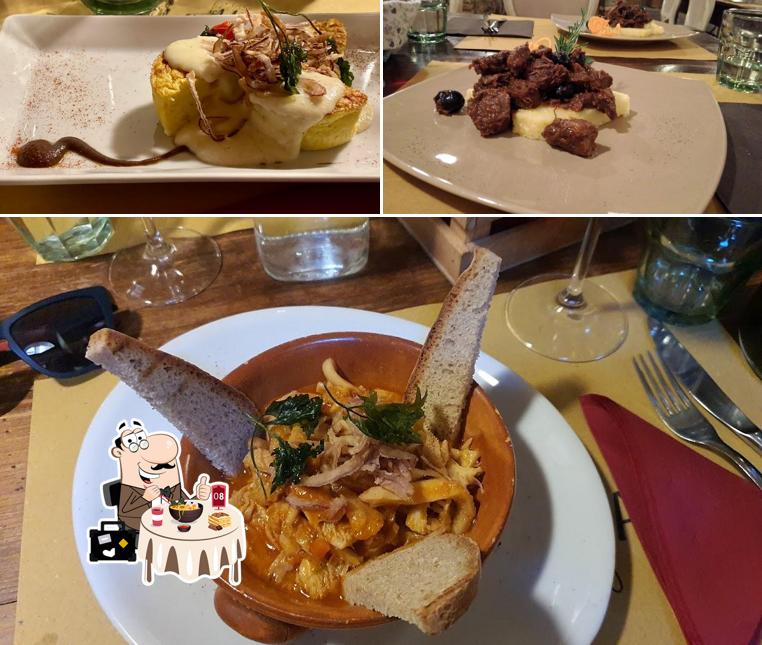 Cibo al Taverna Via di Mezzo