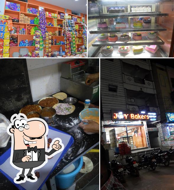 The picture of Joy Bakers’s interior and food