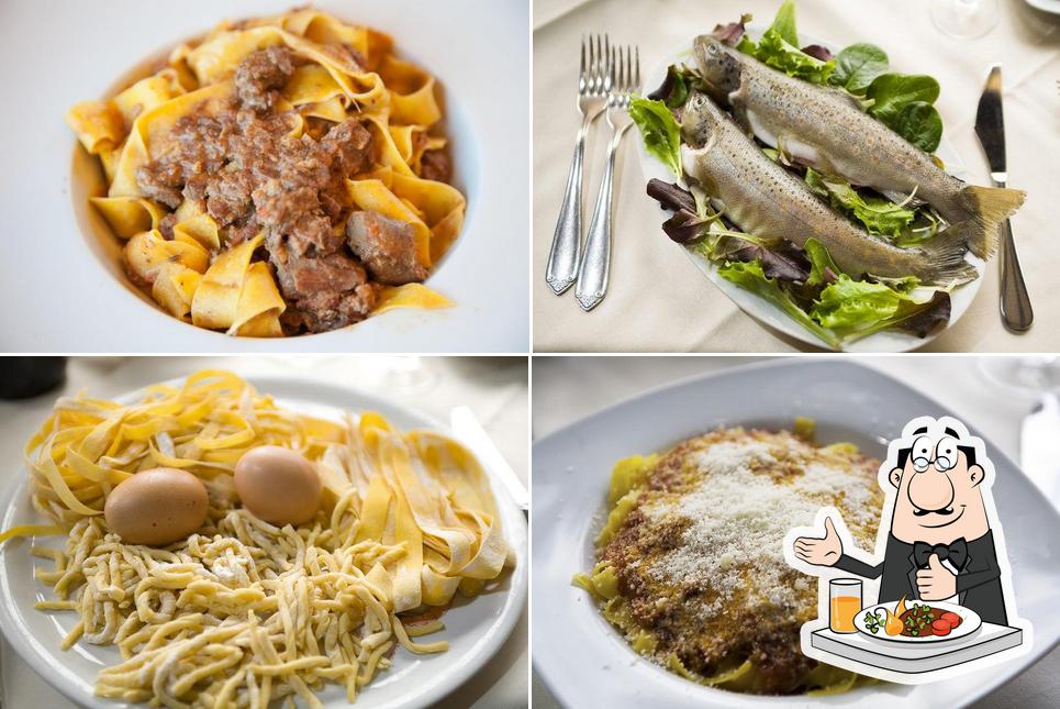 Cibo al Ristorante da Checchina