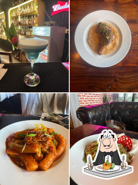 Meals at The Commix