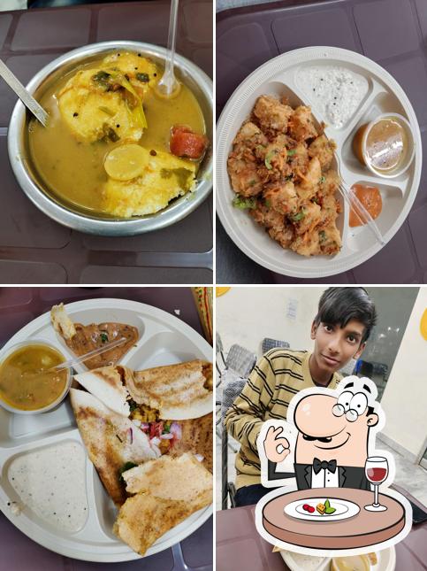 Food at HOUSE OF DOSAS