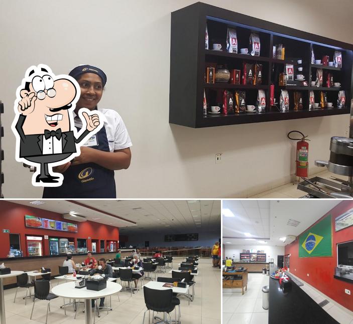 O interior do Restaurante Gigantão