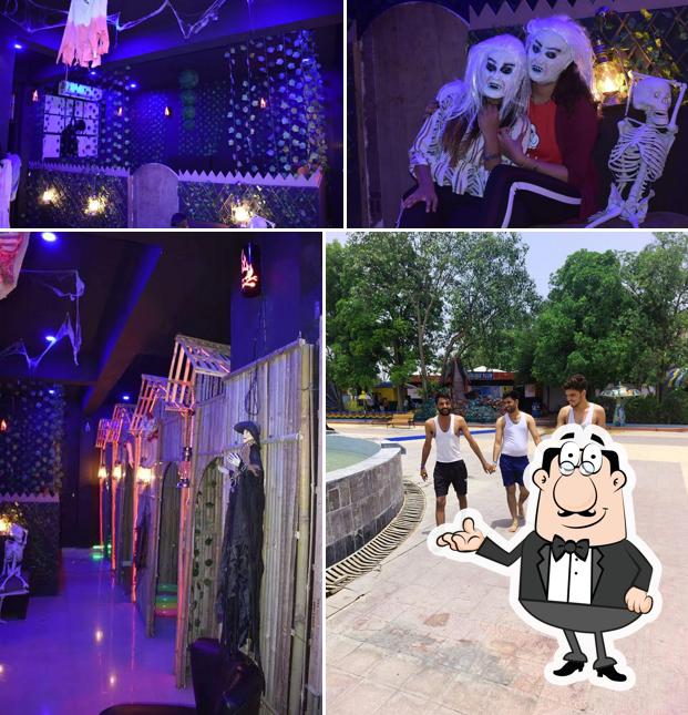 Check out how Horror Street looks inside
