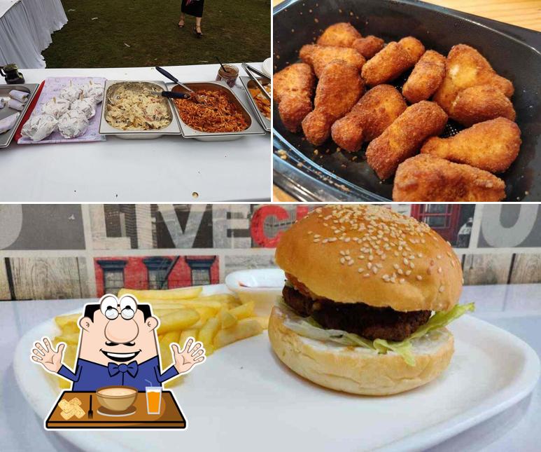 Food at Gourmet American Shack (GAS'h)