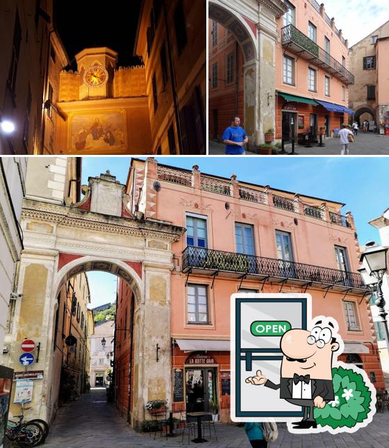 Guarda l'area esterna di Osteria Botte Gaia