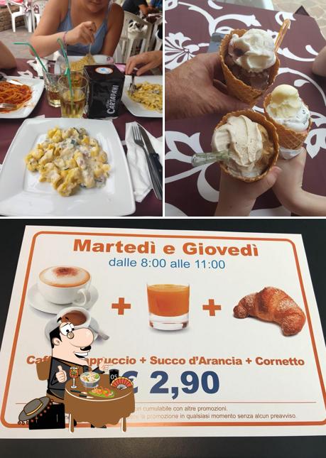 Cibo al Bar Gelateria la Piazzetta