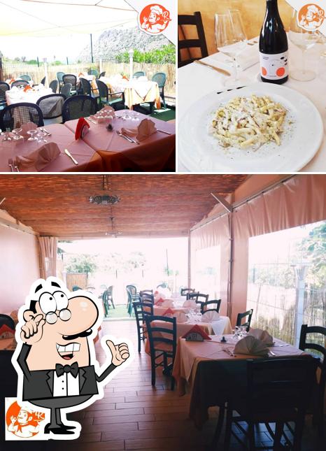 Dai un'occhiata agli interni di Ristorante da Renato - Patti Marina