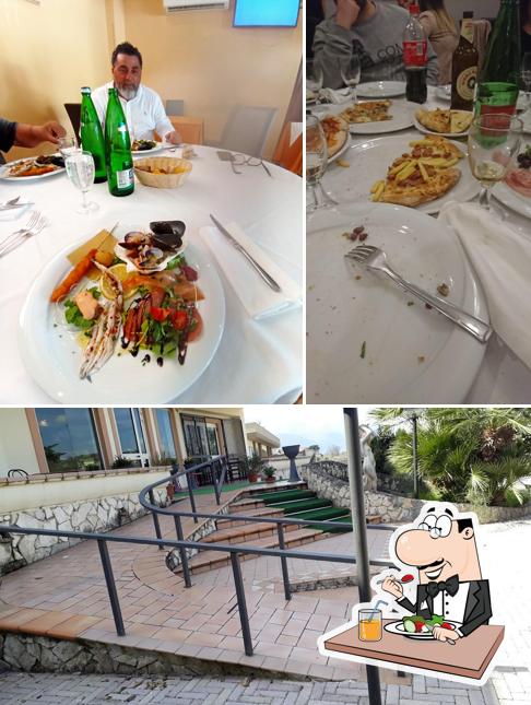 La cibo e esterno del ristorante