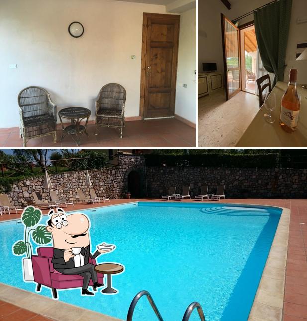 Siediti a un tavolo di Agriturismo La Cipriana