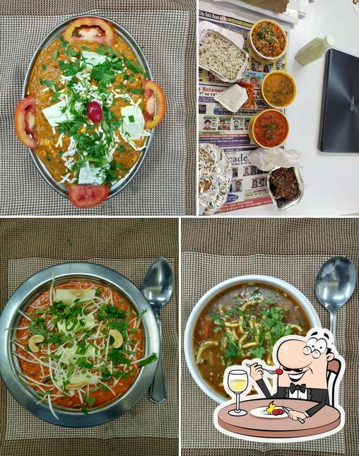 Meals at FOODIESTA TAKEAWAY