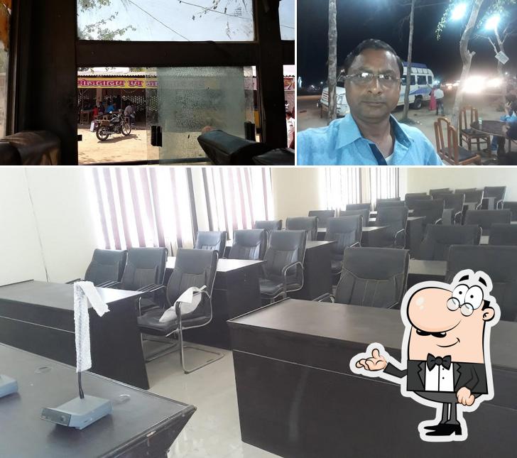Check out how Vashhnawi Dhaba Bhitaria looks inside