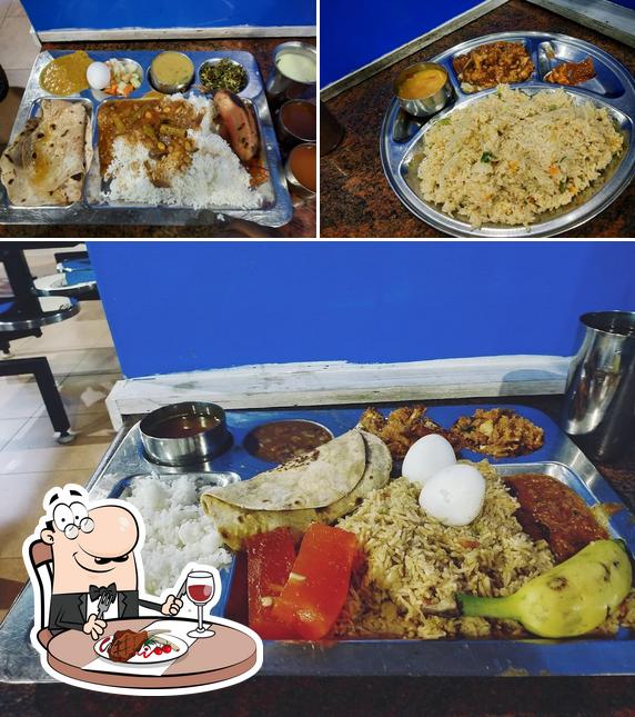 Hyundai Canteen 3 offers meat dishes