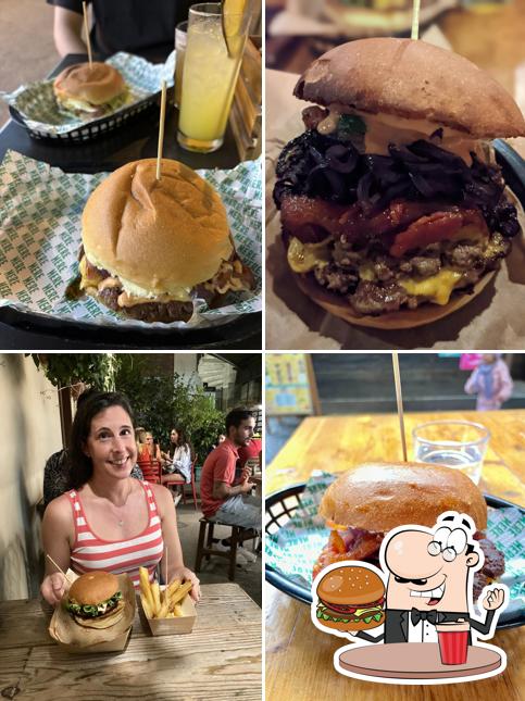 Ordina un hamburger a Merendero
