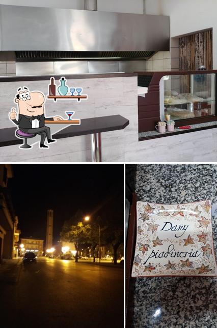 Questa è la foto che raffigura la interni e esterno di Dany Piadineria