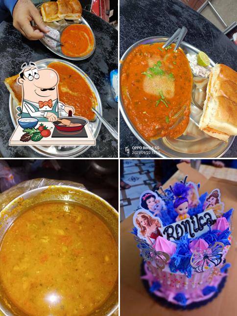 Chicken curry at Pandit Ji Special Pav Bhaji