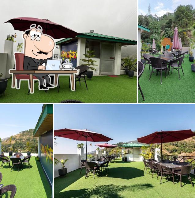 The interior of Stargaze Inn