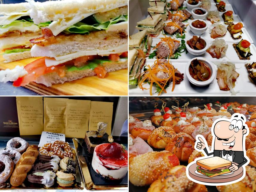 Prenditi un panino a La Martorana