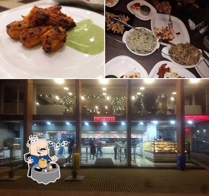 Food at Kalpataru Grand