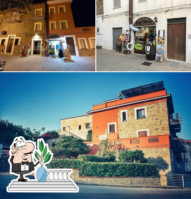 Guarda gli esterni di La Paranza Friggitoria