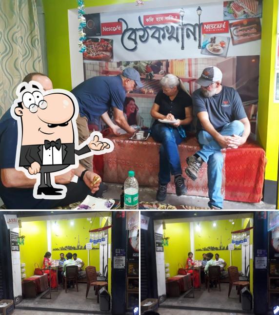 Check out how Cafe Boithakkhana looks inside