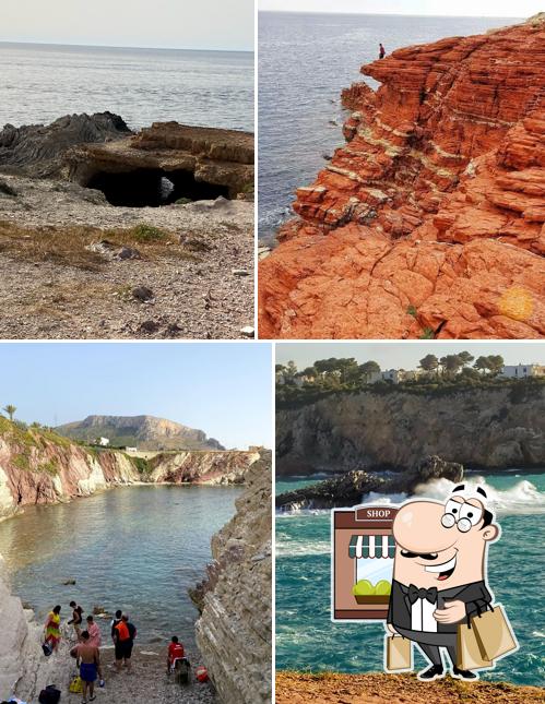 Goditi la vista dall'area esterna di Calarossa