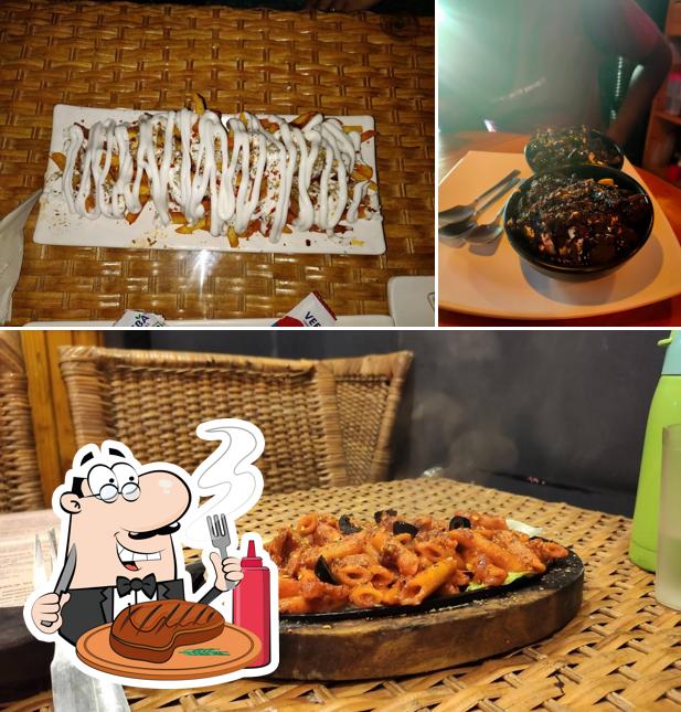 Cheeze N Freeze serves meat dishes